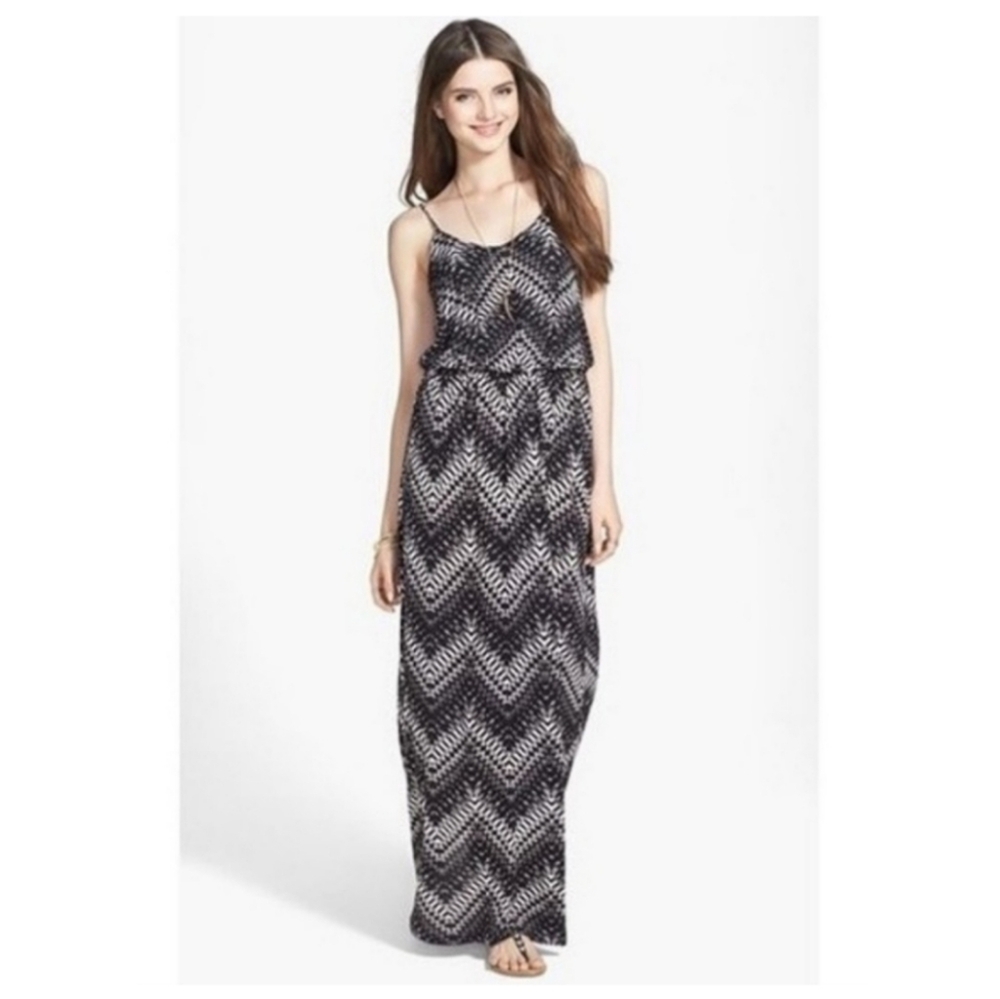 LUSH Maxi Dress